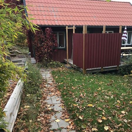 Trevlig Stuga Pa Landet, Centralt 8Km Fran Centrum Ескільстуна Екстер'єр фото